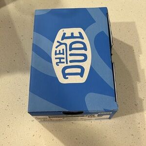 Hey dude chamoflauge size 5 toddler shoes